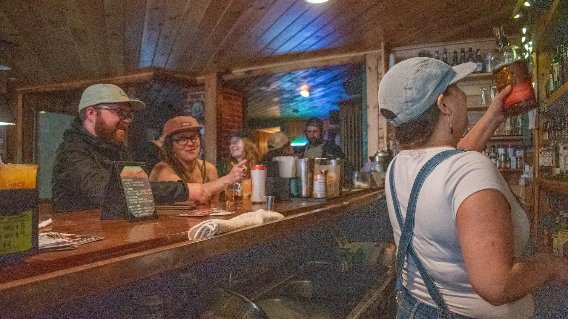 Waterhole bar