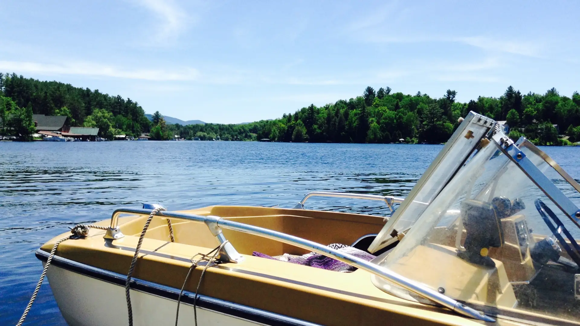 The Lake Flower boat dock is walking distance of downtown. Tie up and enjoy a meal.
