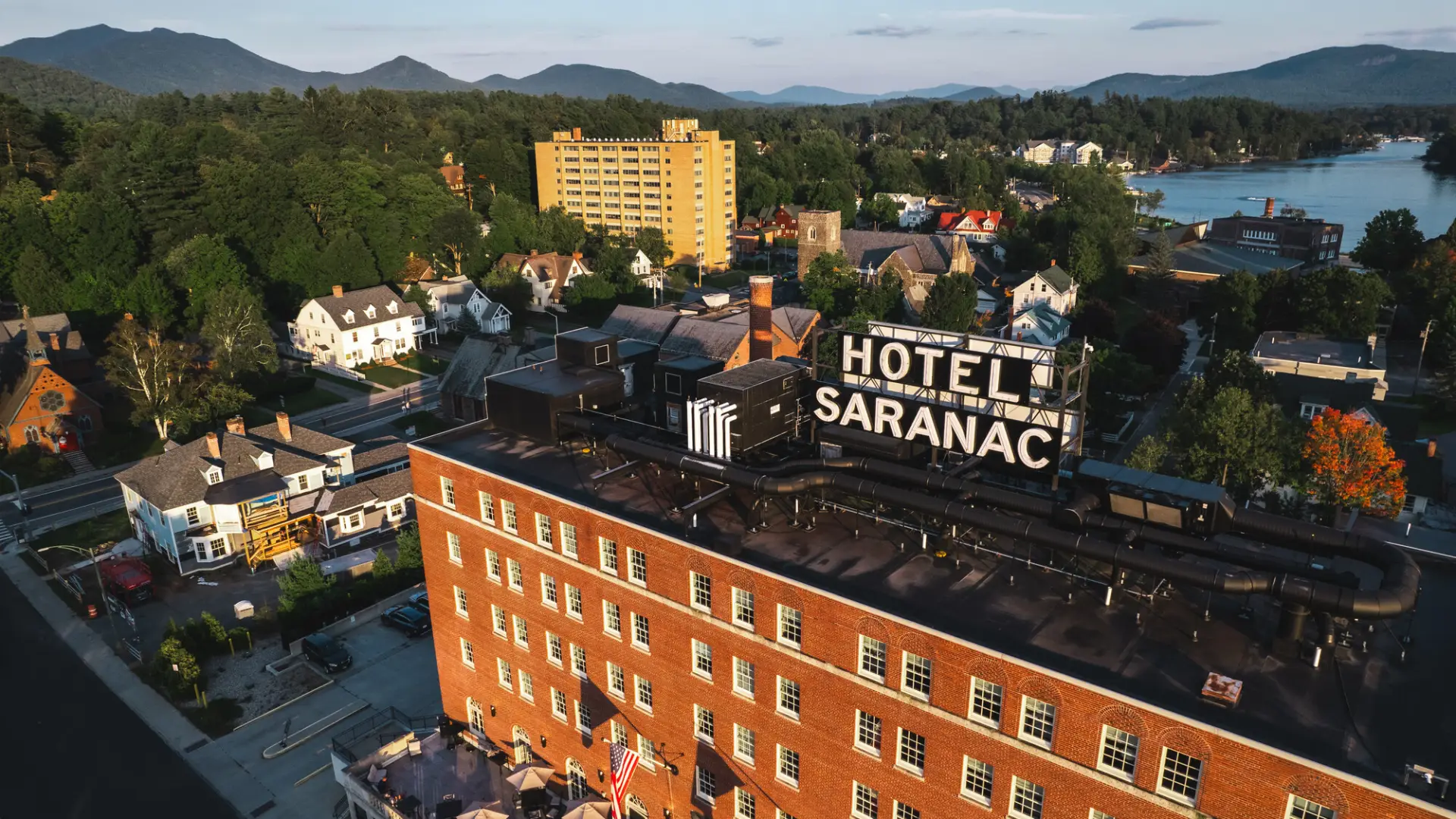 hotel saranac 