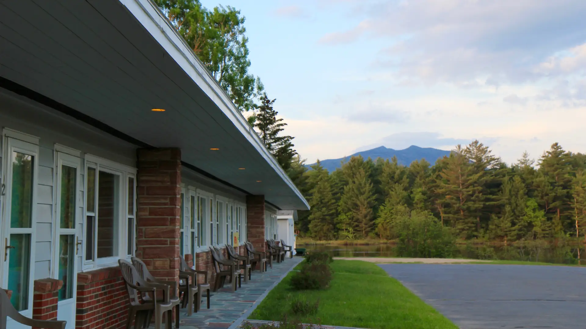 The mountain view from Sara Placid Inn & Suites