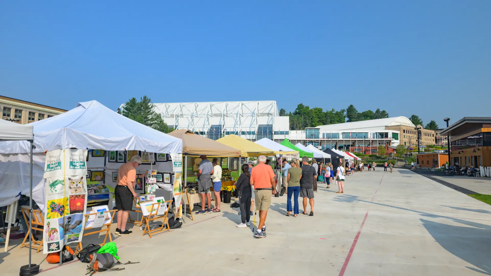 Vendor line up with customers shopping