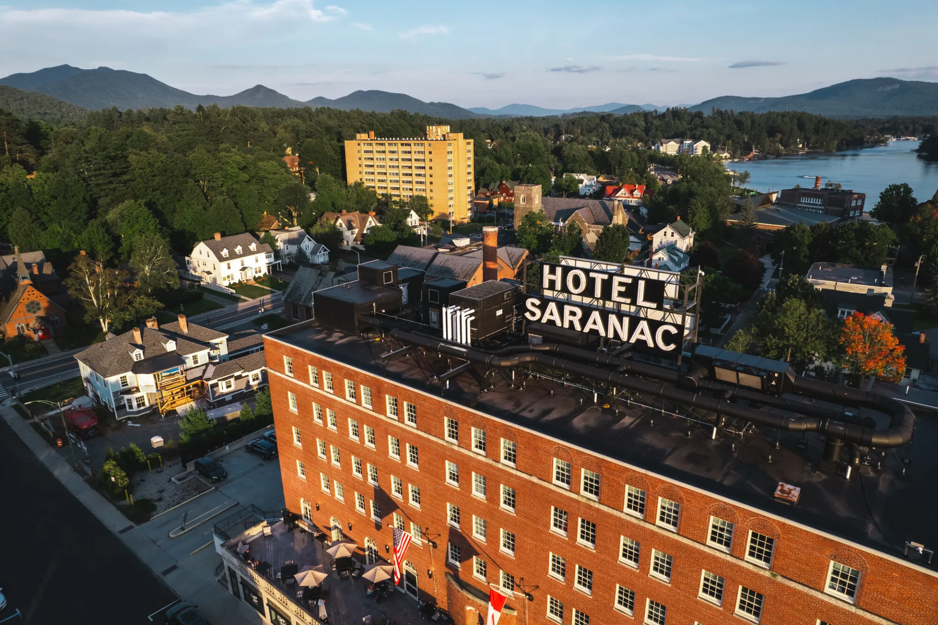 hotel saranac 