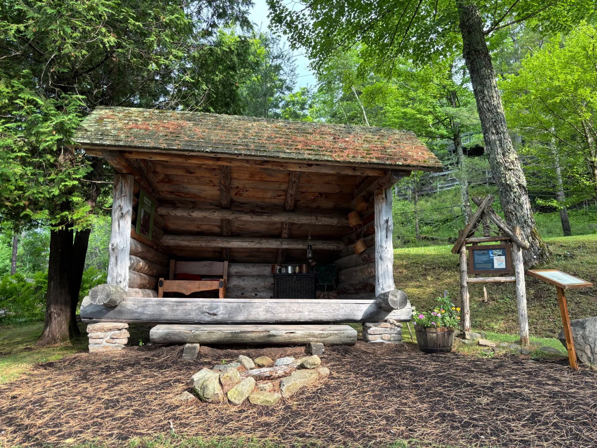 A log lean to