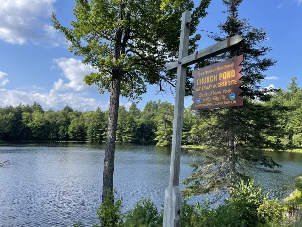 church pond sign