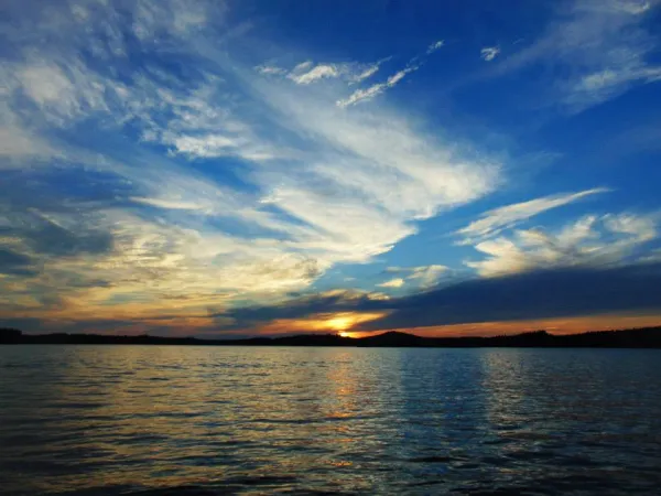 sunset-over-the-lake