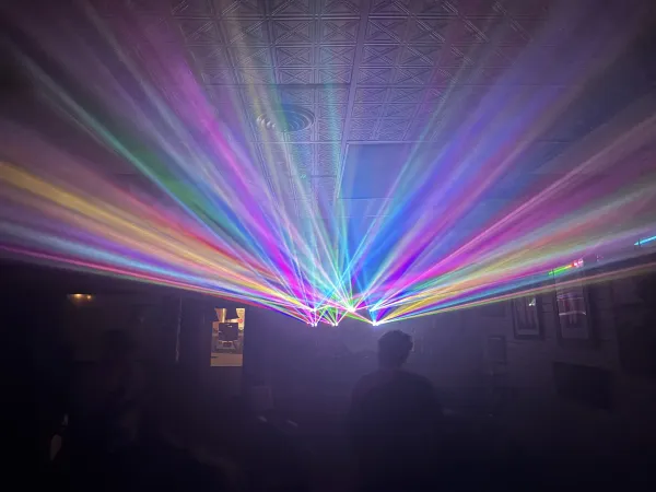 rave photo