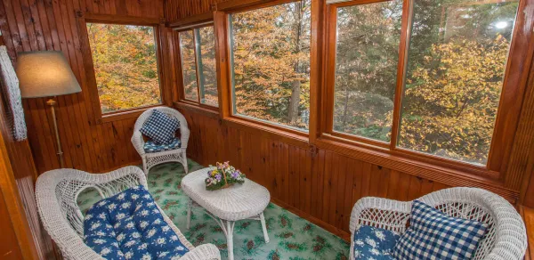 Wicker furniture in the sunroom